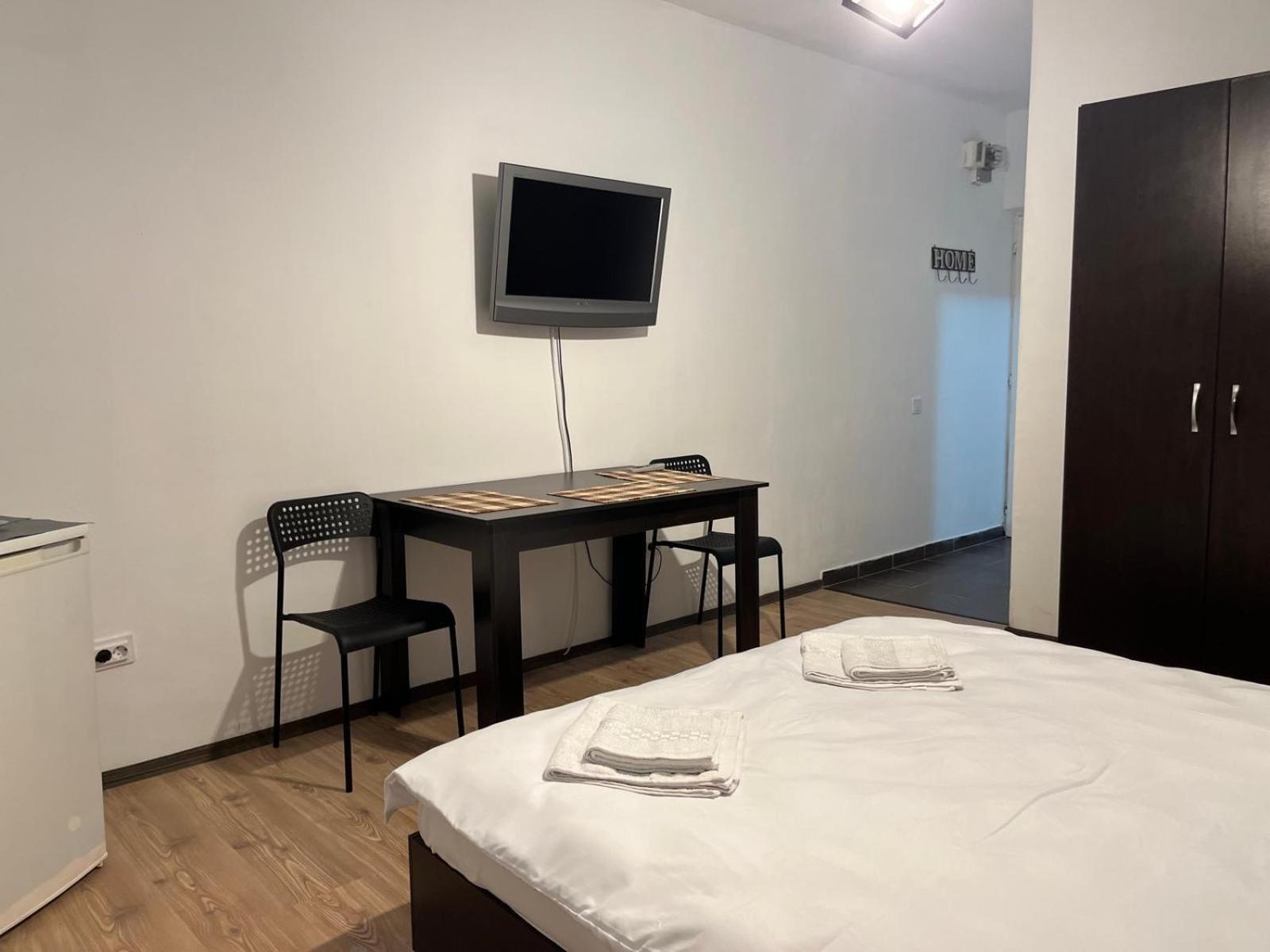Steve Rooms Iasi Exterior photo